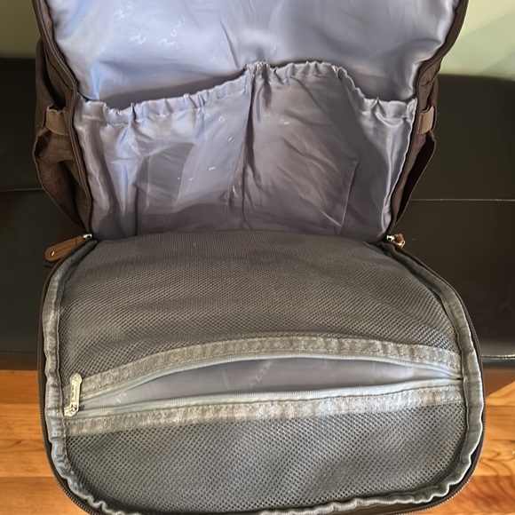 Diaper Bag - Picture 4 of 11